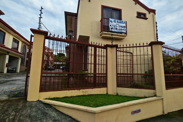 Alquiler de casa en Sabanilla.