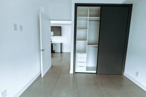 Apartamento en alquiler en Barrio Escalante.-13
