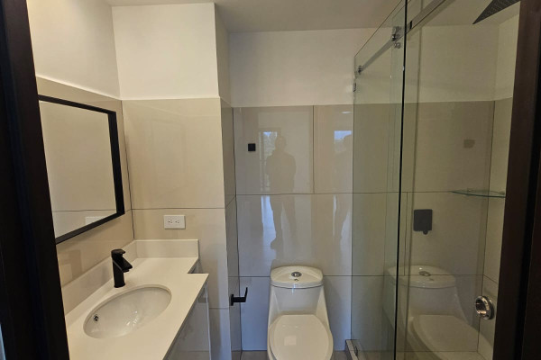 Apartamento nuevo en alquiler en Condominio KHAYA, Heredia.-16