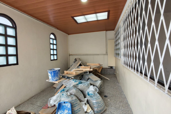 SE ALQUILA CASA EN ROHRMOSER.-8