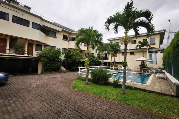 alquiler de apartamento amueblado en Rohrmoser con piscina (Ref. 1217)