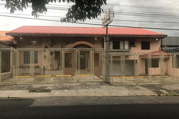 Se Alquila Casa Comercial En Rohrmoser , Cerca De La Sabana (Ref. 4744)