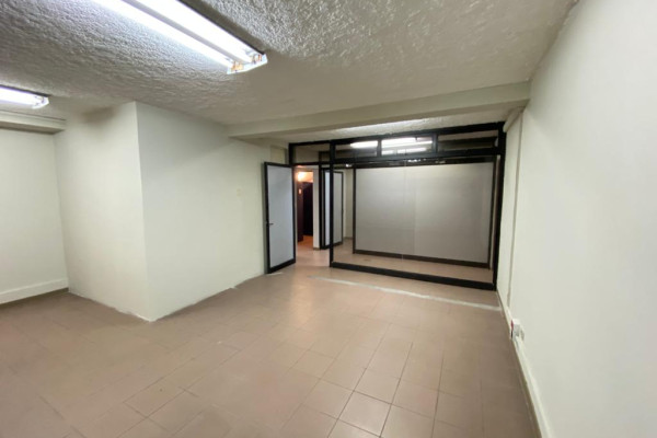 Se Vende Edificio Comercial cerca del Parque La Sabana. (Ref. 4292)
