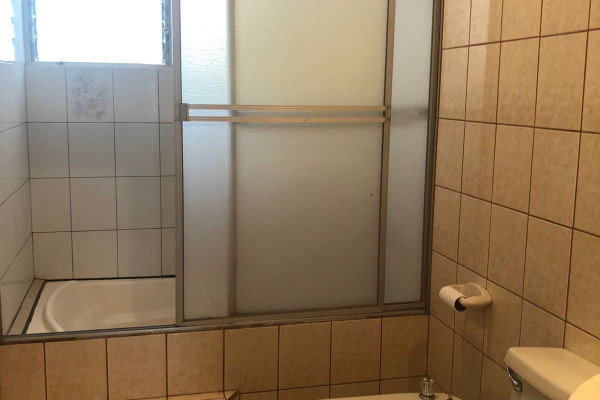 Se alquila apartamento amueblado en Rohrmoser. (Ref. 4371)