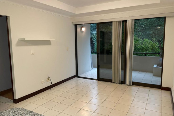 Se Alquila Apartamento de 2 Habitaciones en Avalon. (Ref. 4392)