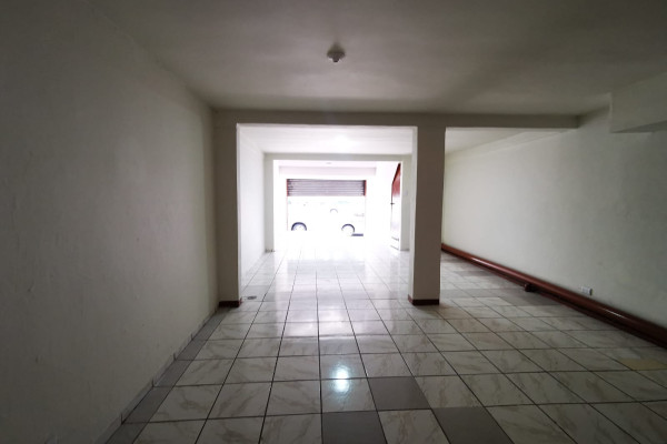 #126. Se alquila local en La Aurora de Heredia.