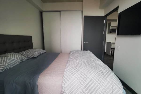 Se alquila apartamento amoblado en Secrt Sabana.-3