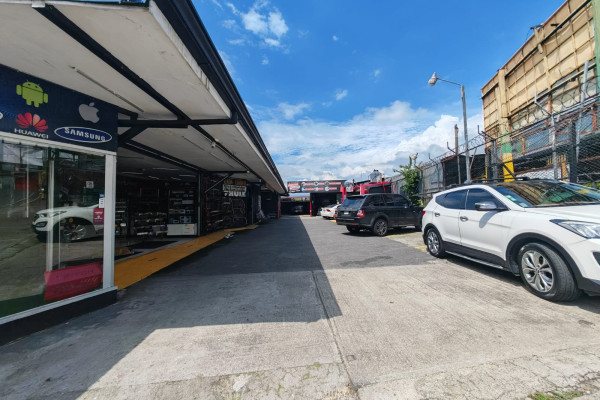 #125 Venta de local comercial en San Francisco de Heredia.